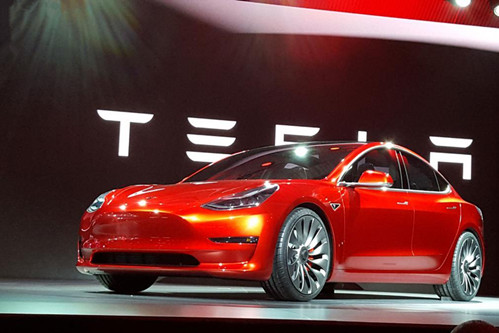 特斯拉通知预订者再付2500美元完成model 3订单确认
