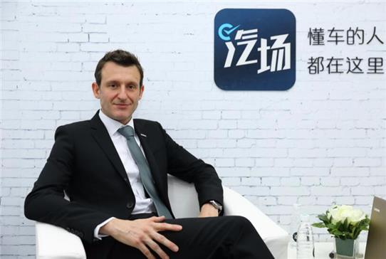 哈蒙·吉那：哈弗全新系列车型F5首发 H6超豪版外观内饰统统变