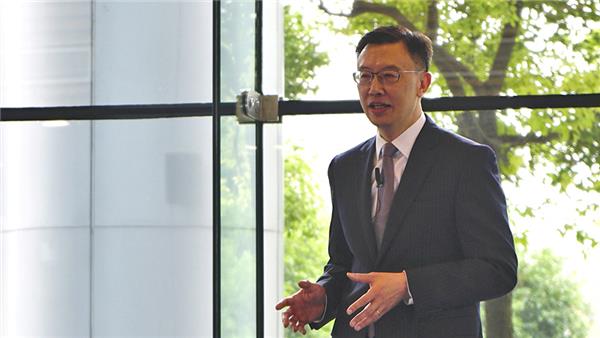 汽车巨头打造电动车，安全、可靠、耐用比销量更重要
