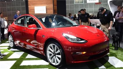 德国人要坐不住了 Model 3销量干掉宝马3系/奥迪A4 这是真的